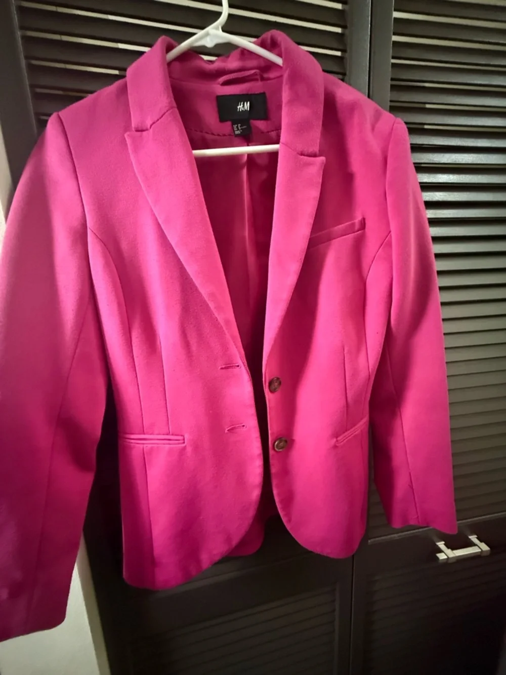H&M Women's Bright Pink Notched Lapel Blazer - Picture 2 of 3